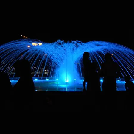 Flat With A Relaxing Sunny Terrace * Бібіоне