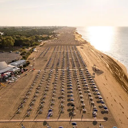 Flat With A Relaxing Sunny Terrace Апартаменти *